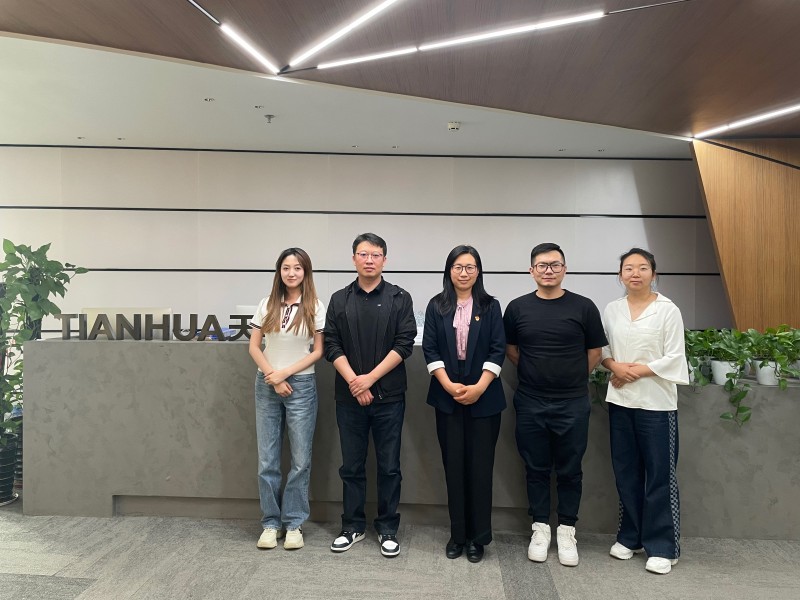 太阳集团tyc234cc教师赴沈阳天华建筑设计有限公司调研