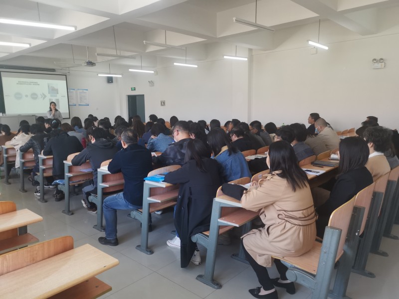 太阳集团tyc234cc召开全体教工大会(1)