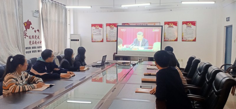 太阳集团tyc234cc组织开展观看纪录片《为了和平》主题座谈会