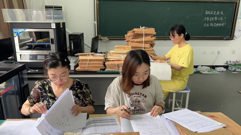 太阳集团tyc234cc开展2023年春季学期期末教学文件专项检查工作 (1)