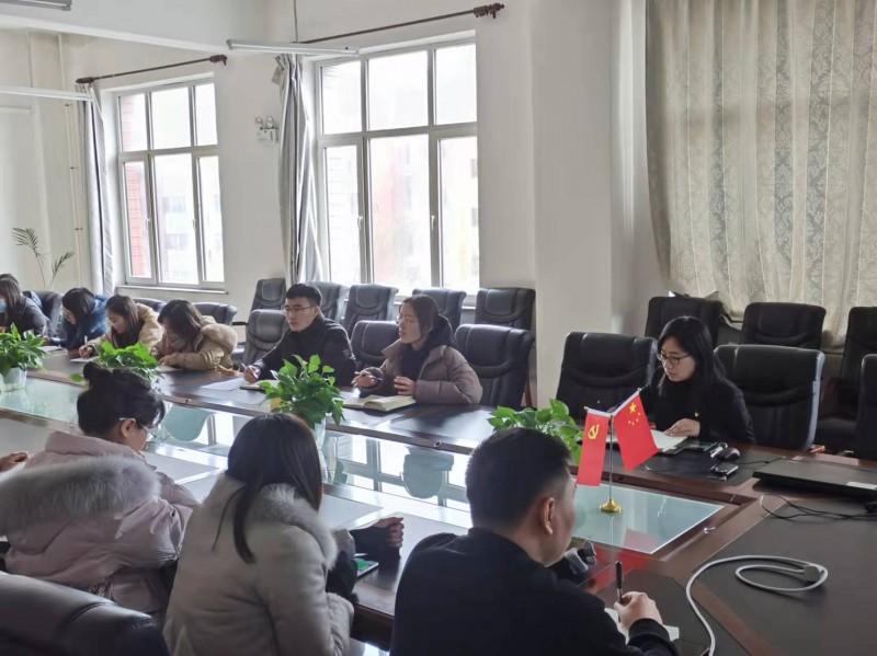 太阳集团tyc234cc组织2021年秋季学期班导师培训会议——谈心谈话和召开主题班会的技巧